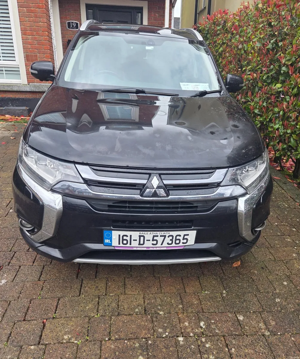 Mitsubishi Outlander 2016 - Image 2