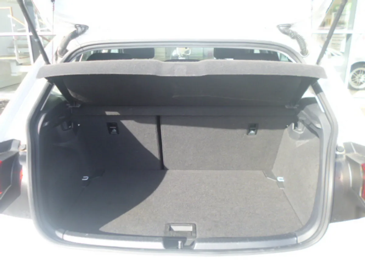 VW Polo 1.0 TSI 95HP Manual  2022 - Image 4