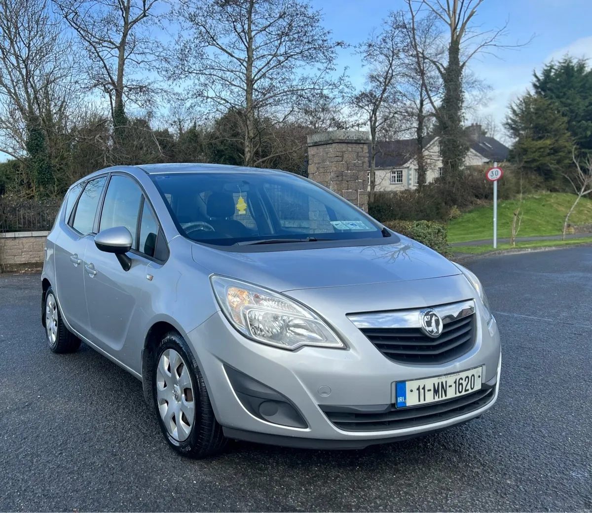 Vauxhall Meriva 1.3 Diesel with new NCT low mls - Image 1