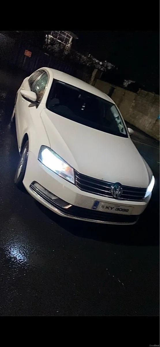 2011 B7 Passat tdi 2L - Image 3