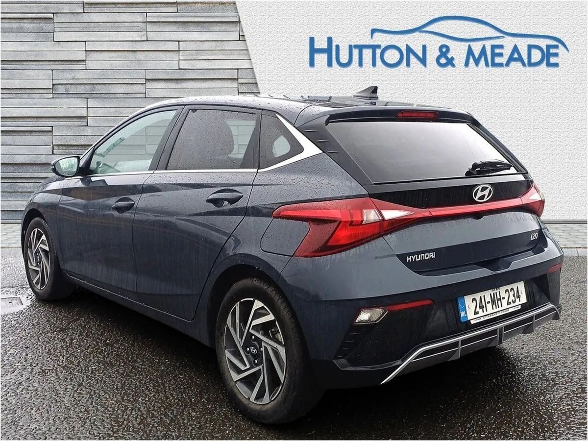 Hyundai i20 Delux Plus Auto 1.0 Petrol 5dr - Image 3