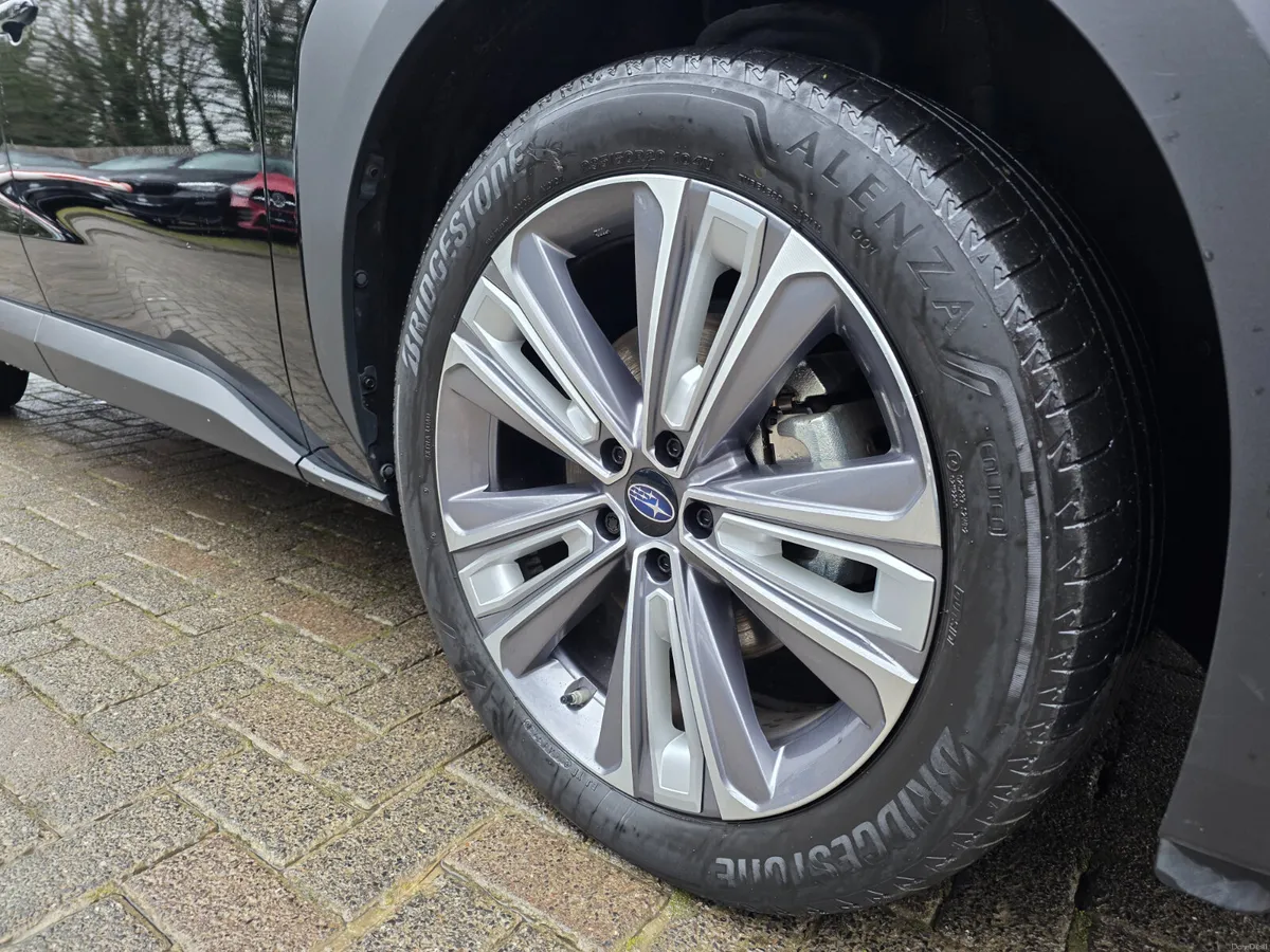 2024 SUBARU SOLTERRA AWD TOURING. - Image 3