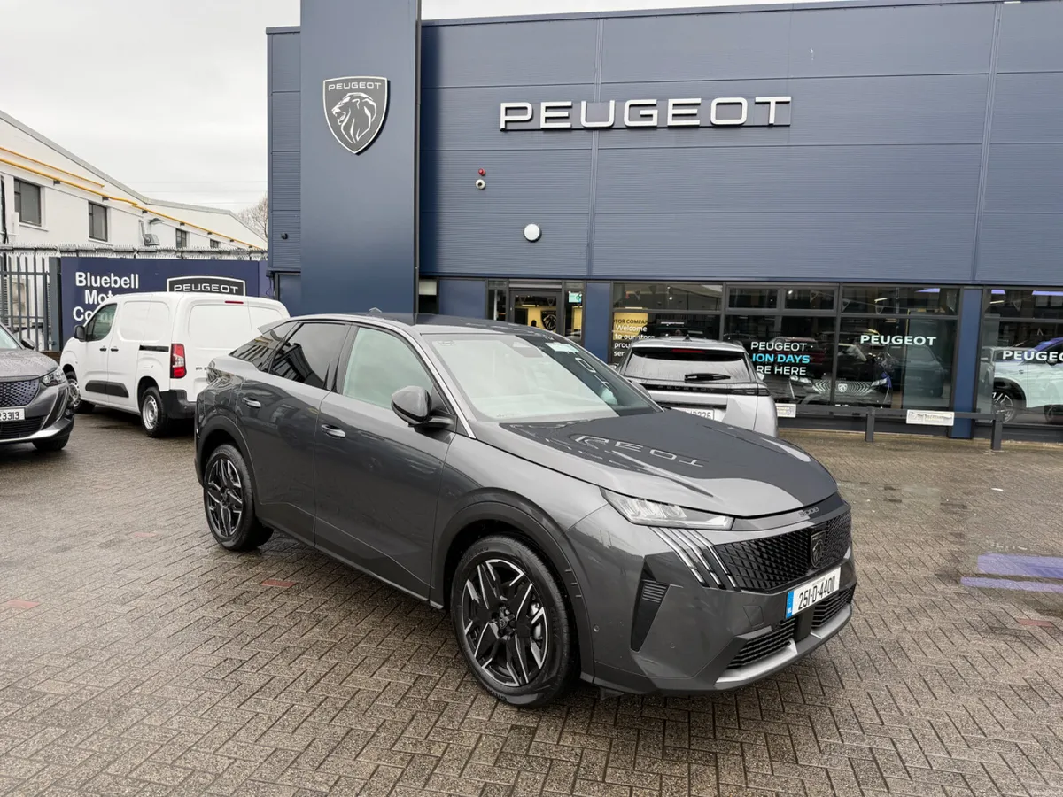 2025 Peugeot 3008 Allure Hybrid - Image 2