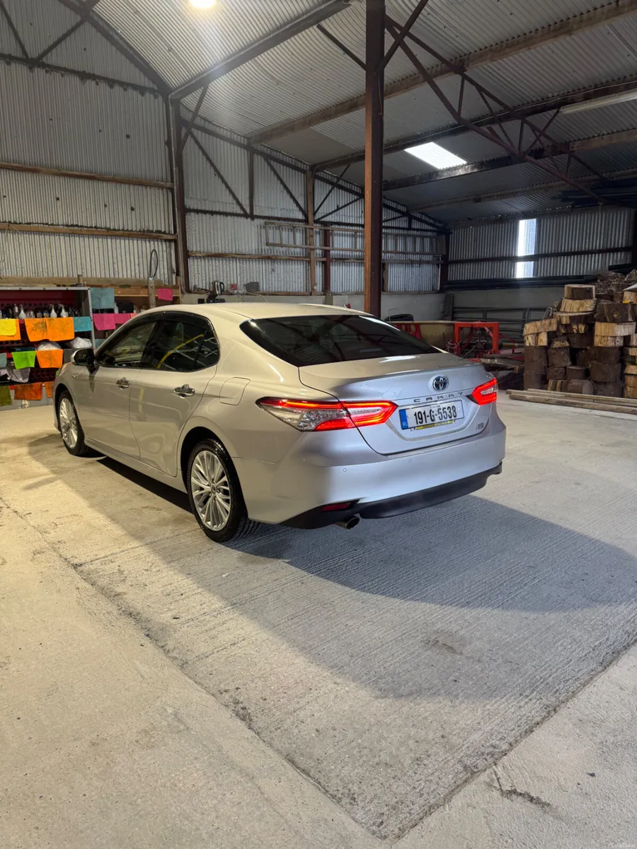 Toyota Camry Sol hybrid 2019 - Image 3