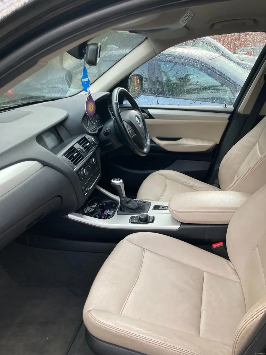 BMW X3 2013 - Image 2