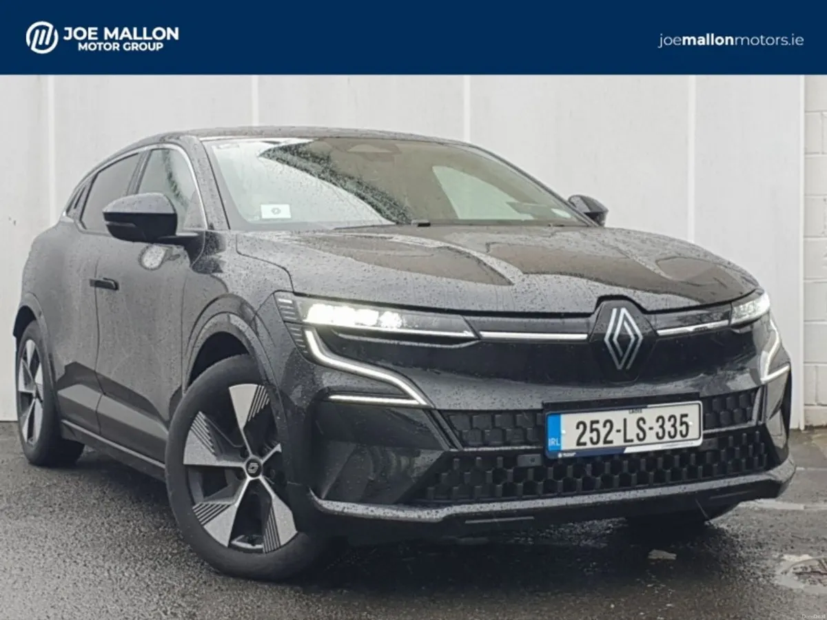 Renault Megane MEGANE TECHNO EV60 220BHP - Image 1