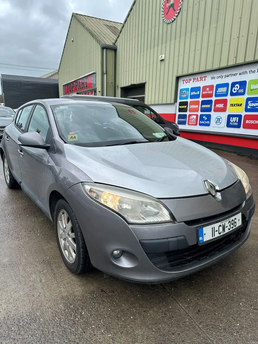 2011 Renault Megane, Taxed / NCT / Ideal First Car - Image 1