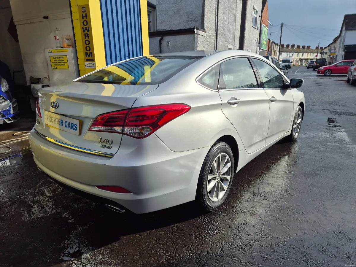 Hyundai i40 2016 - Image 2