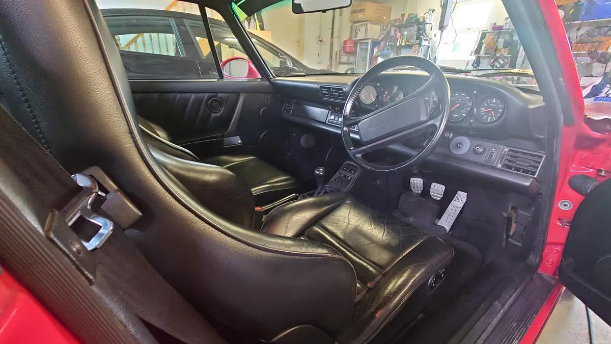 Porsche 911 - Image 3