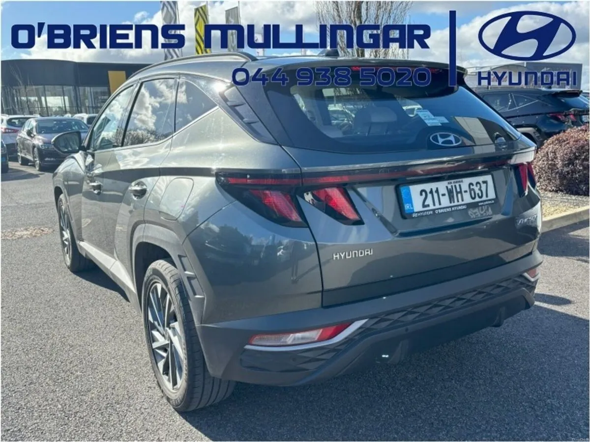 Hyundai Tucson ix35 Executive 2WD 5DR - Image 3