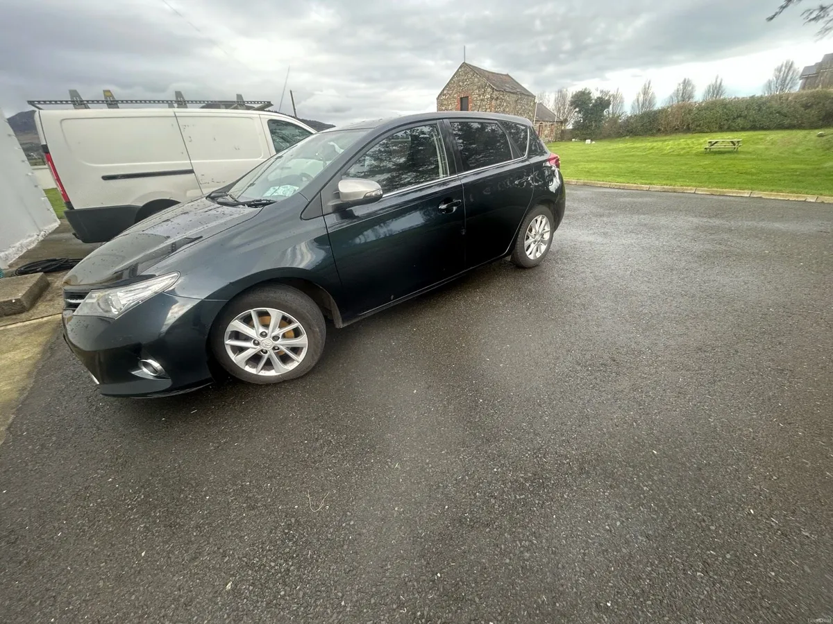 Toyota Auris  Diesel  142 Nct til Jan 2027 - Image 4