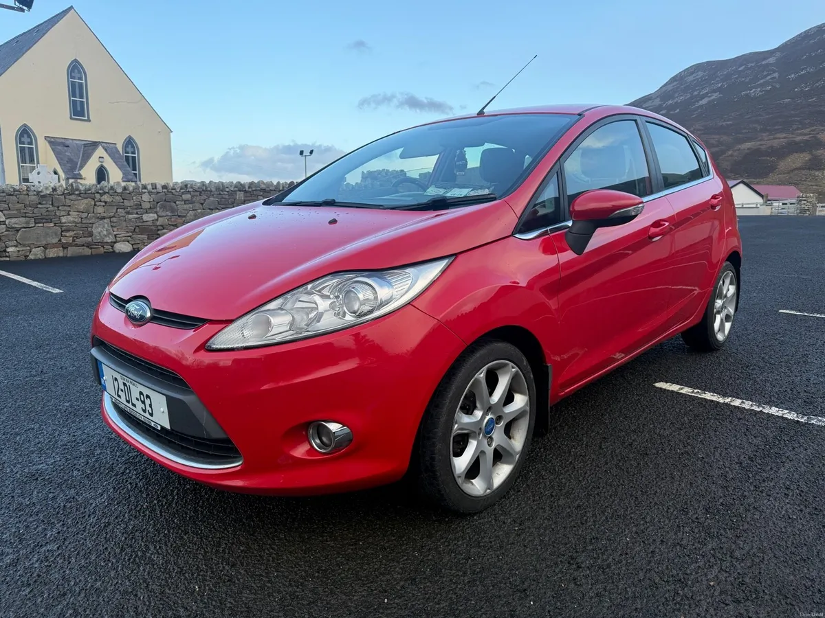 2012 Ford Fiesta 1.25 Petrol Titanium *Good Spec - Image 3