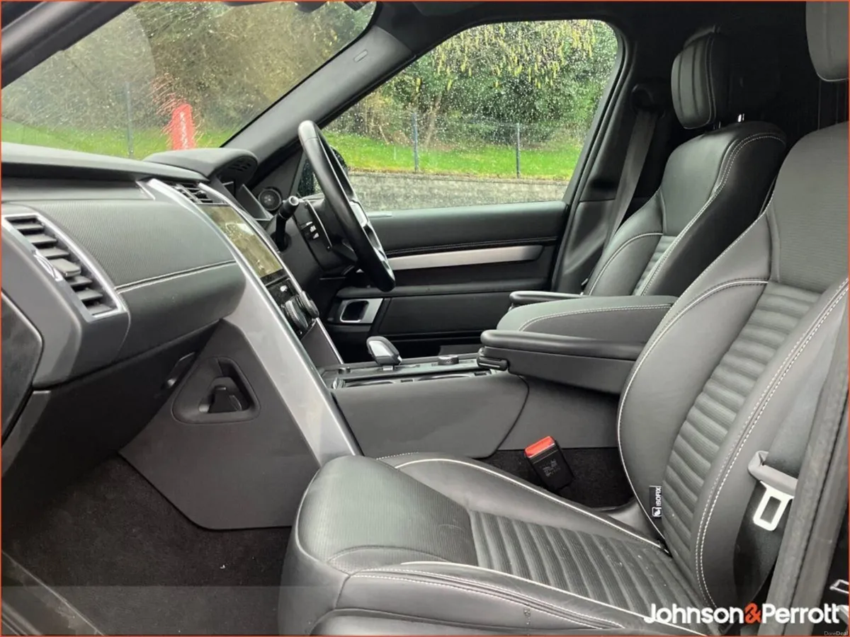 Land Rover Discovery DISCOVERY 3.0 SD6 DYNAMIC H 5 - Image 3