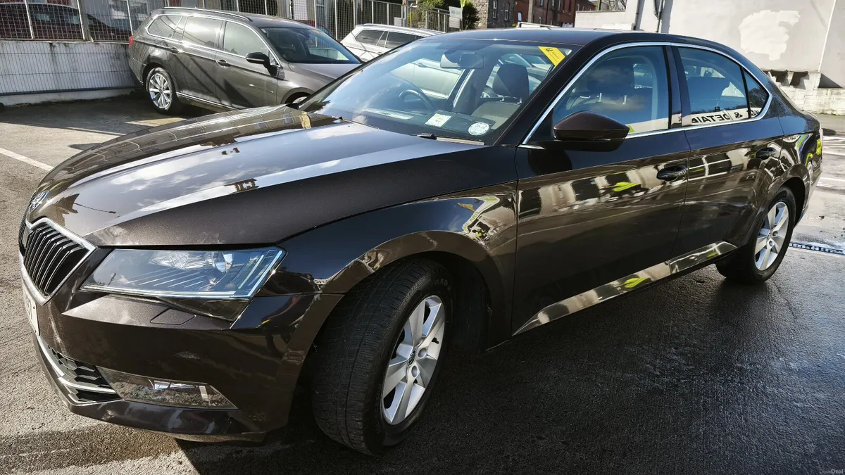 2015 Skoda Superb 1 Year Warranty AA Approved - Image 3