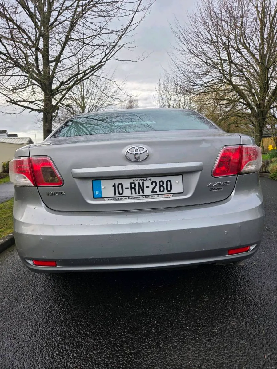 Toyota Avensis - Image 2