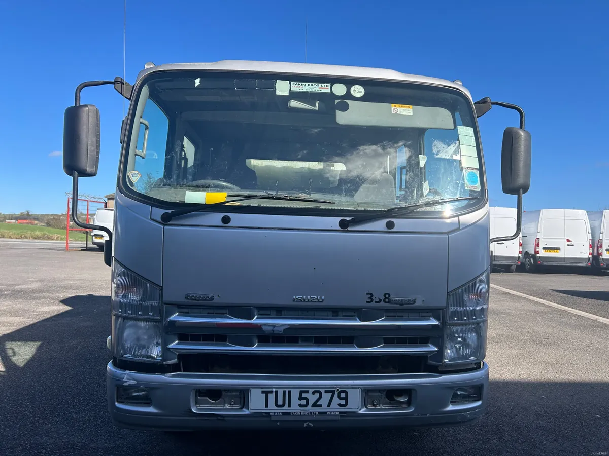 🚛2011 Isuzu 7.5T Chassis Cab – 3.0 Diesel – 188BH - Image 2