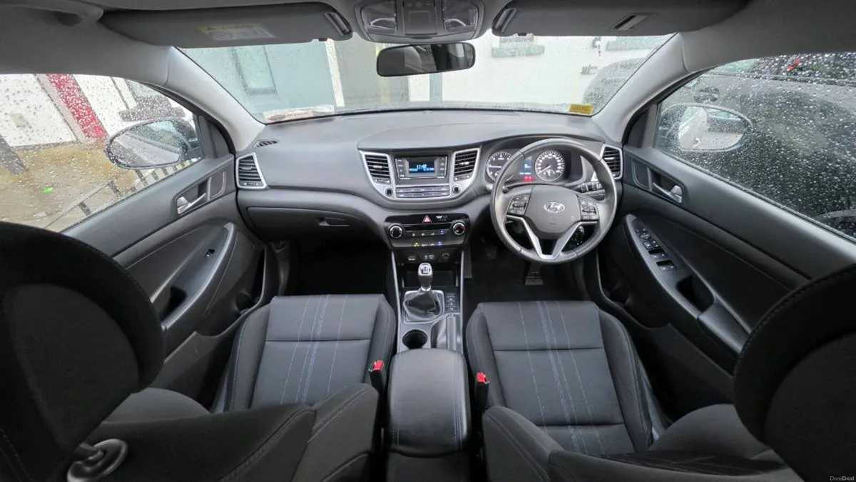 Hyundai Tucson Low milage - Image 4