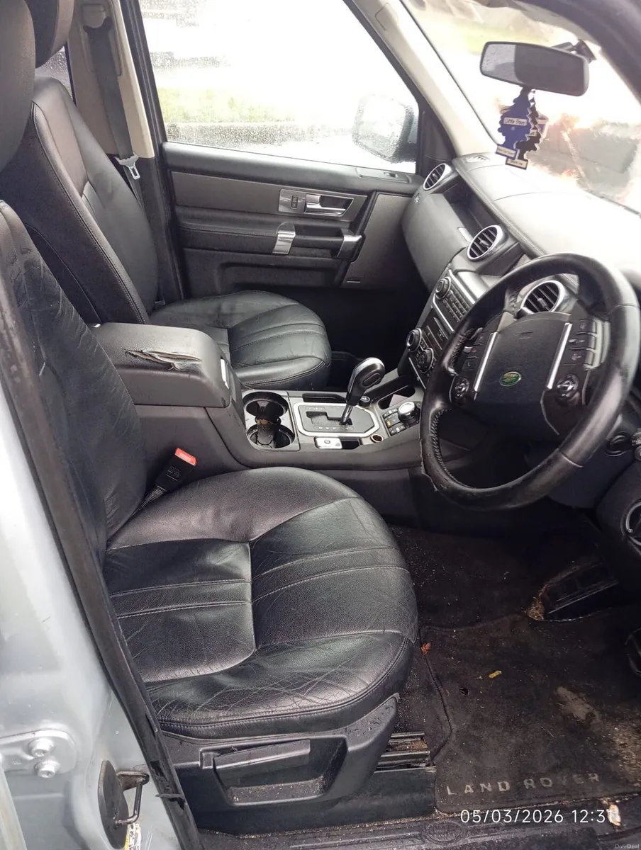 2010 Land Rover Discovery 5-seater commercial - Image 3