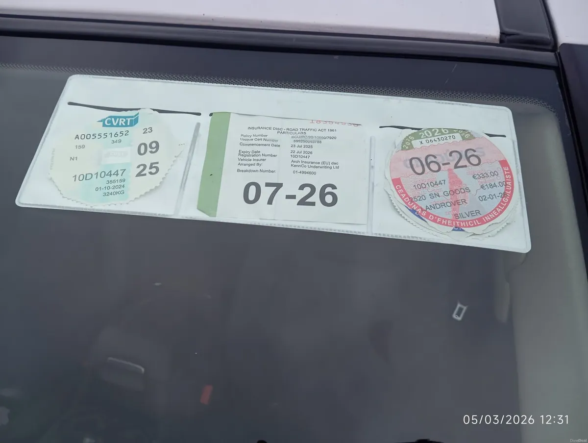 2010 Land Rover Discovery 5-seater commercial - Image 4