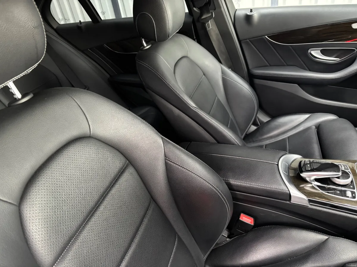 Mercedes-Benz C250 Auto Diesel AMG Night Ed 2018 - Image 3