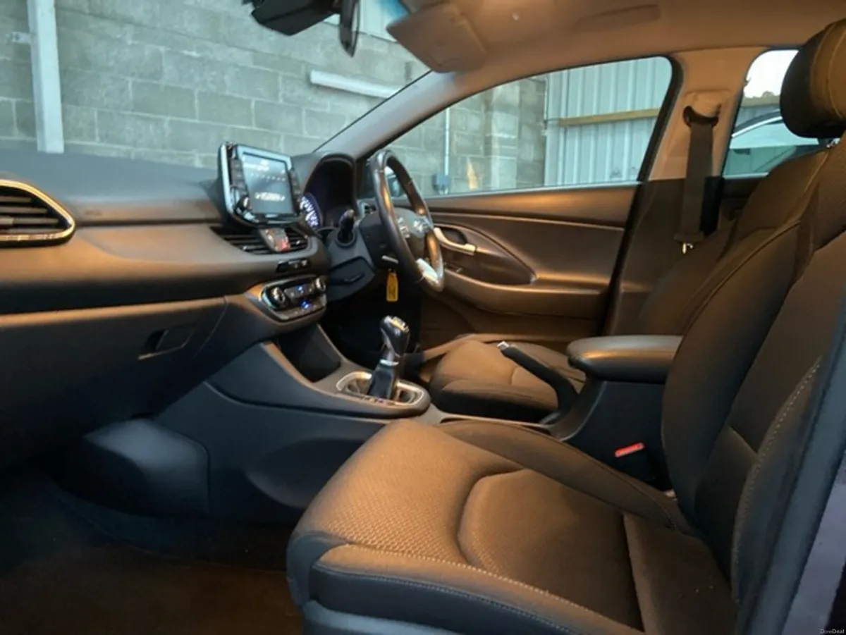 Hyundai i30 I 30 FASTBACK 5DR - Image 6
