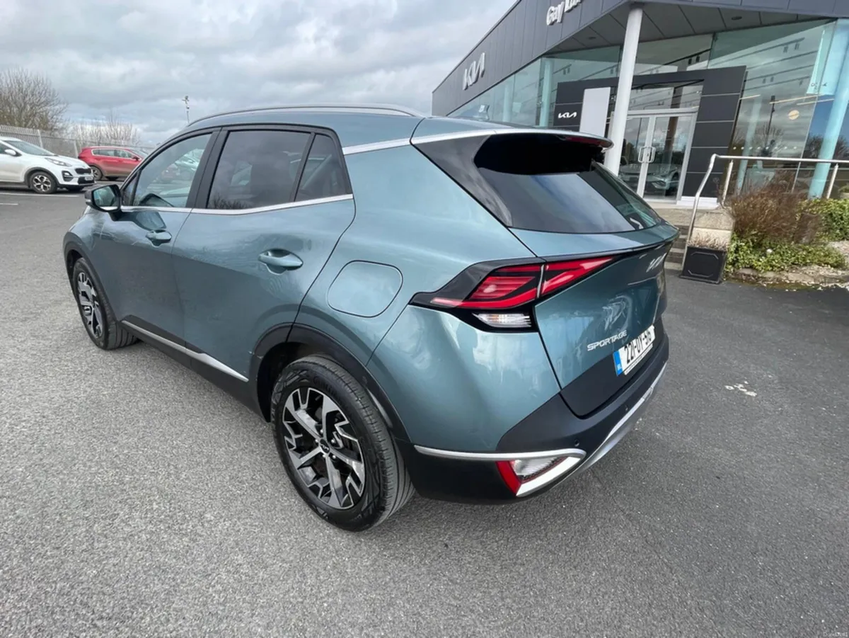 Kia Sportage MANUAL 5DR - Image 3