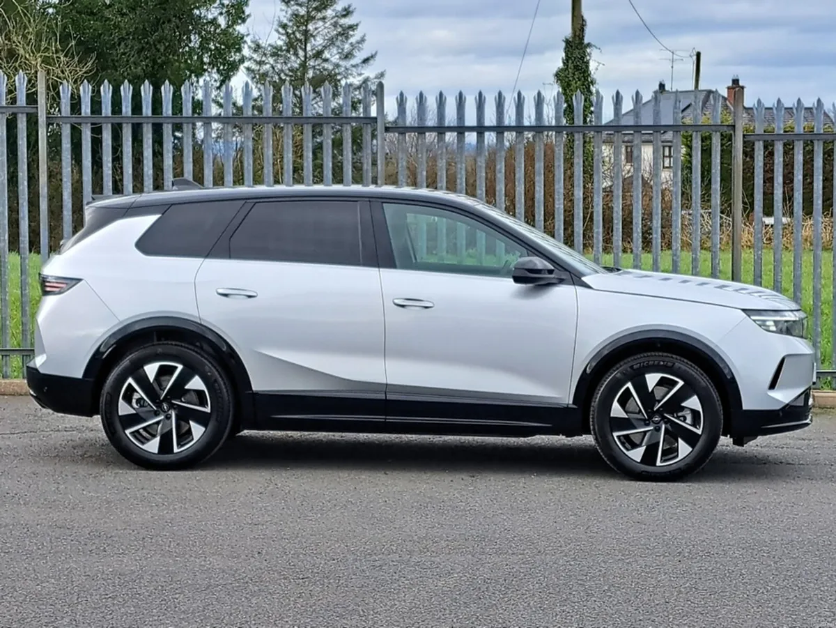 Opel Grandland GS - Image 4