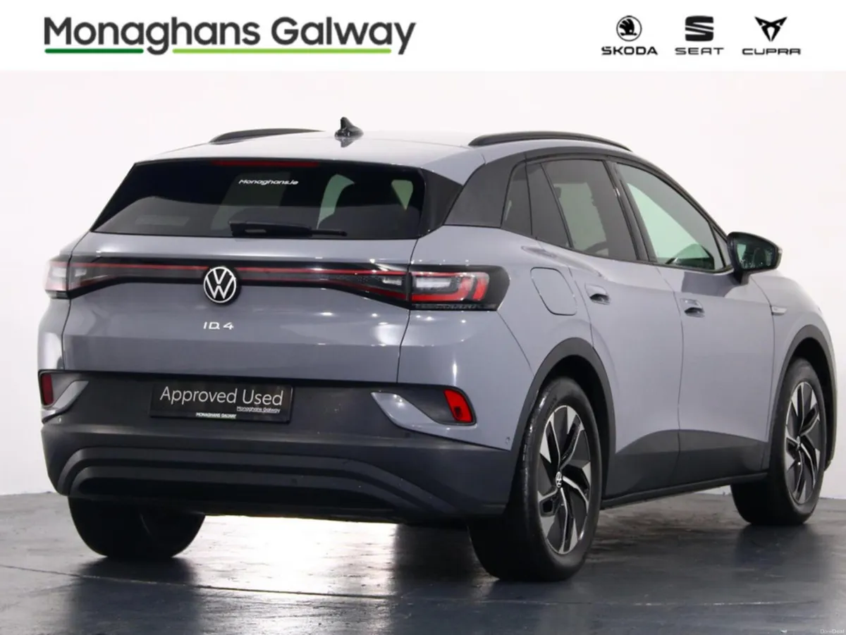 Volkswagen ID.4 LIFE DX 77KW *REAR CAMERA* - Image 4