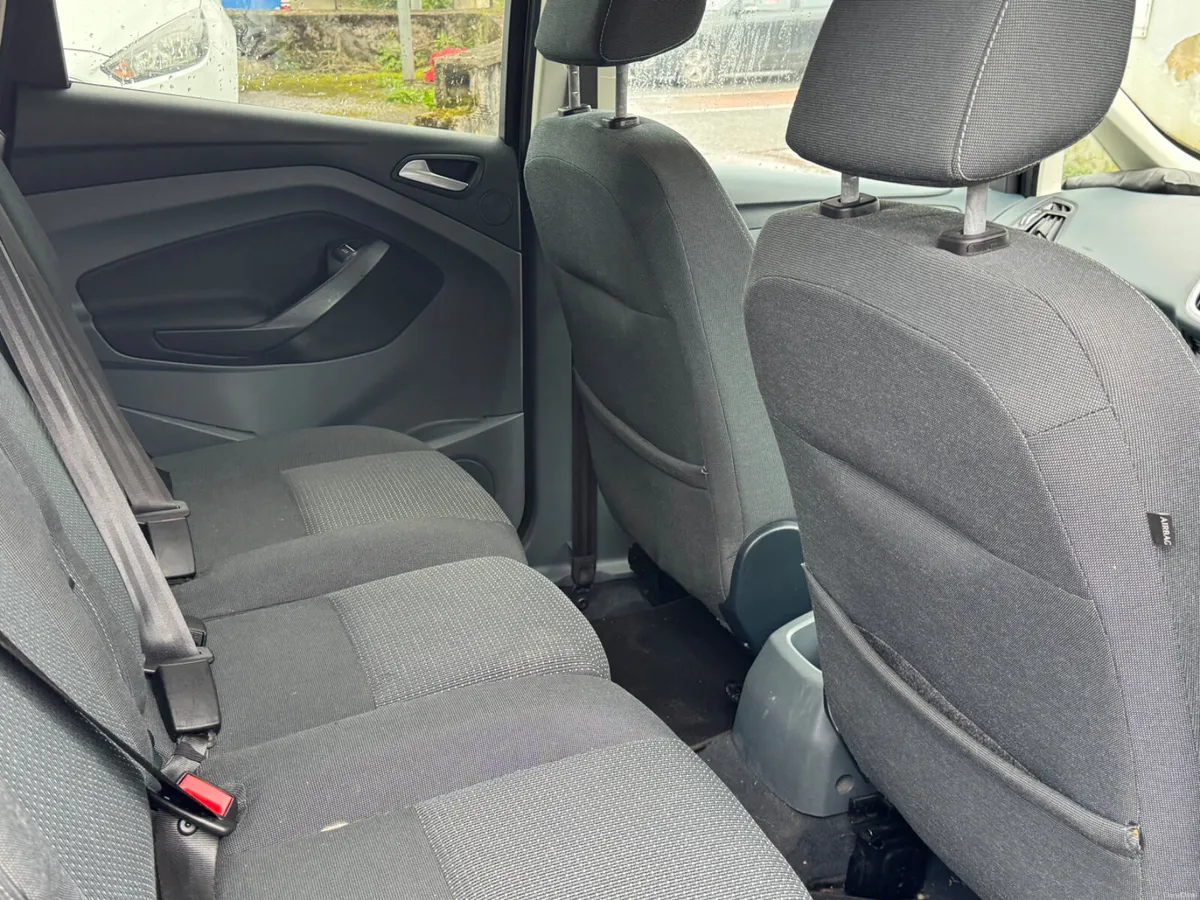 Ford C-Max high driving position - Image 4