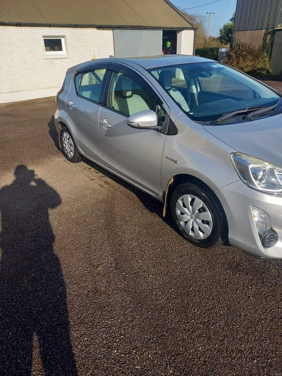 Toyota Aqua 161 - Image 4