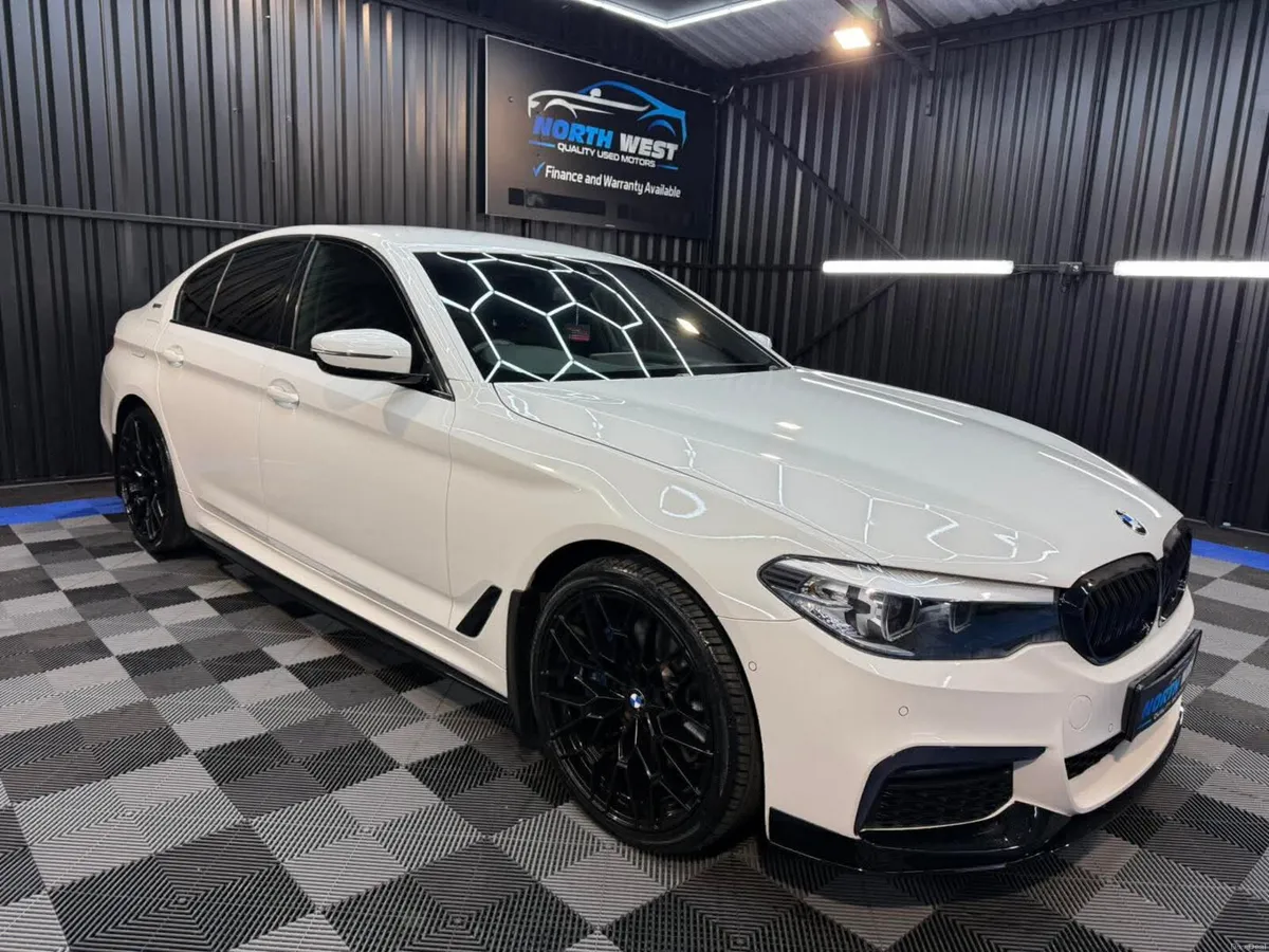 BMW 5-Series 2018 - Image 1