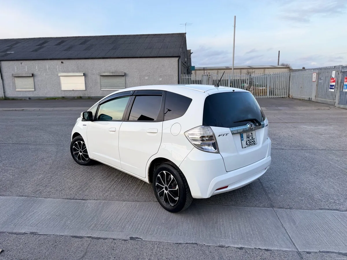 2014 Honda Fit Auto 1.3 Hybrid New NCT 07-2026 - Image 3