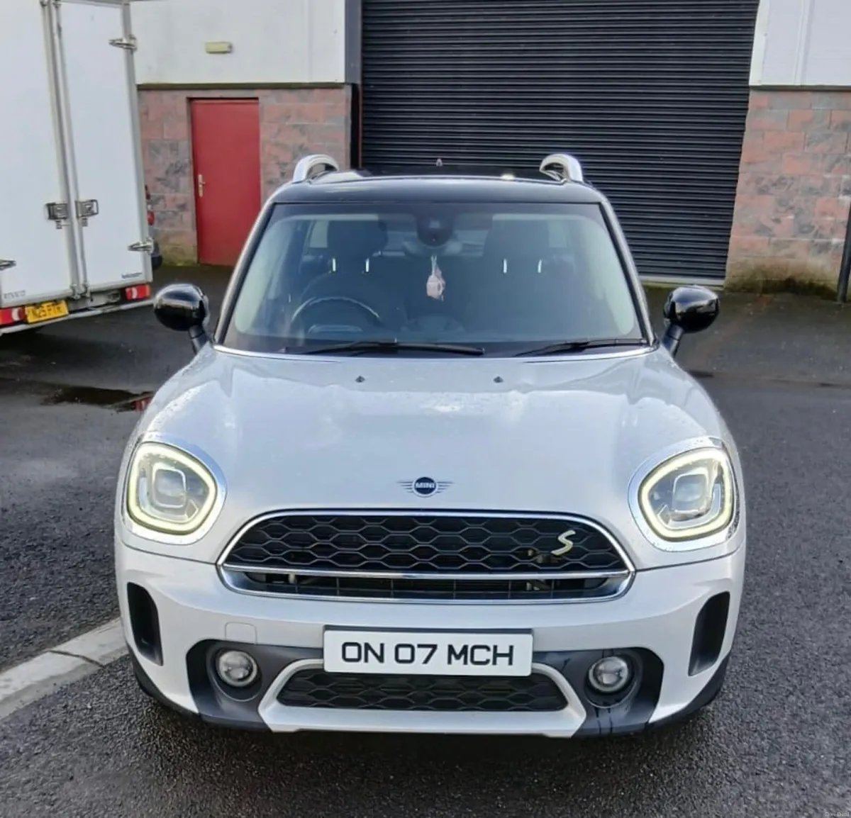 2021 MINI C-MAN Cooper S E All4 Plugin Hybrid Auto - Image 1