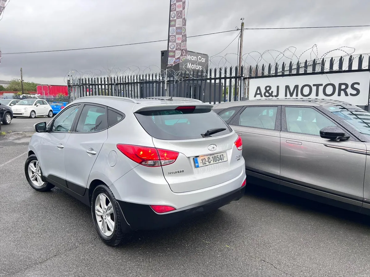 2012 Hyundai ix35 1.7 Diesel Glass Roof - Image 3
