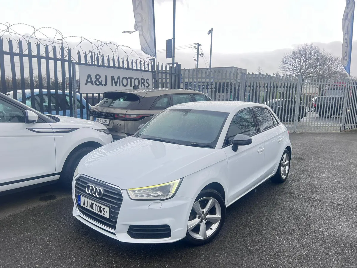 15 AUDI A1 1.0 AUTOMATIC - Image 1