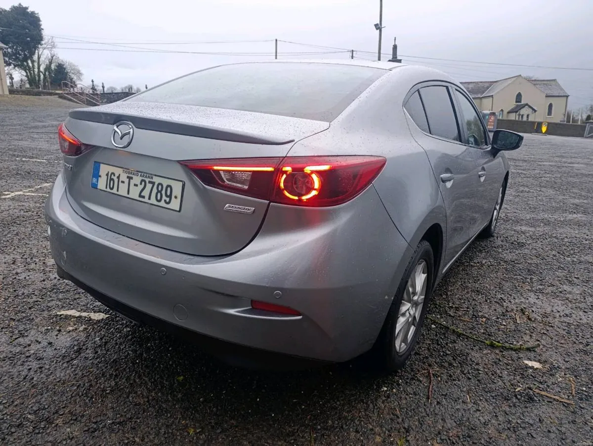 Mazda 3 - Image 3