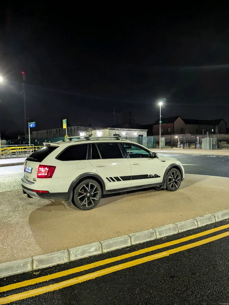 Skoda Octavia Scout 2.0 TDI 4x4 Rare Spec - Image 2