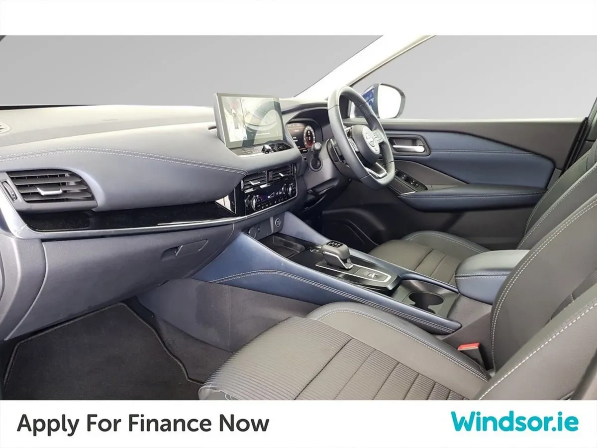 Nissan Qashqai 1.3 SV PREMIUM CVT €3000 Scrappage - Image 4