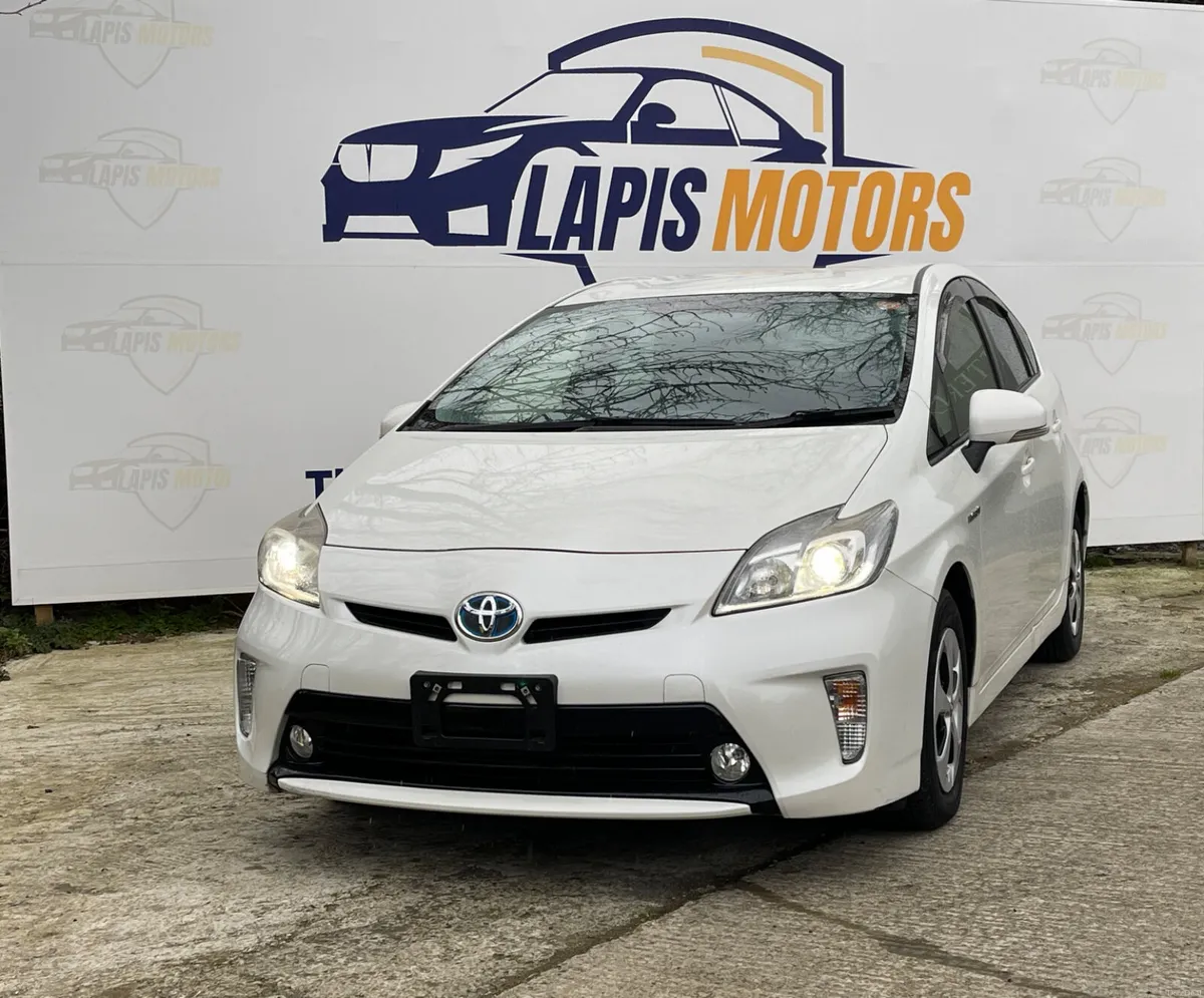 Toyota Prius 2015 1.8 Hybrid Automat - Image 2
