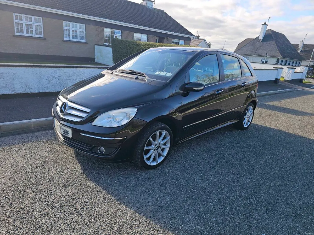 Mercedes B-Class 1.5 Petrol , New Nct 12/2026 - Image 3