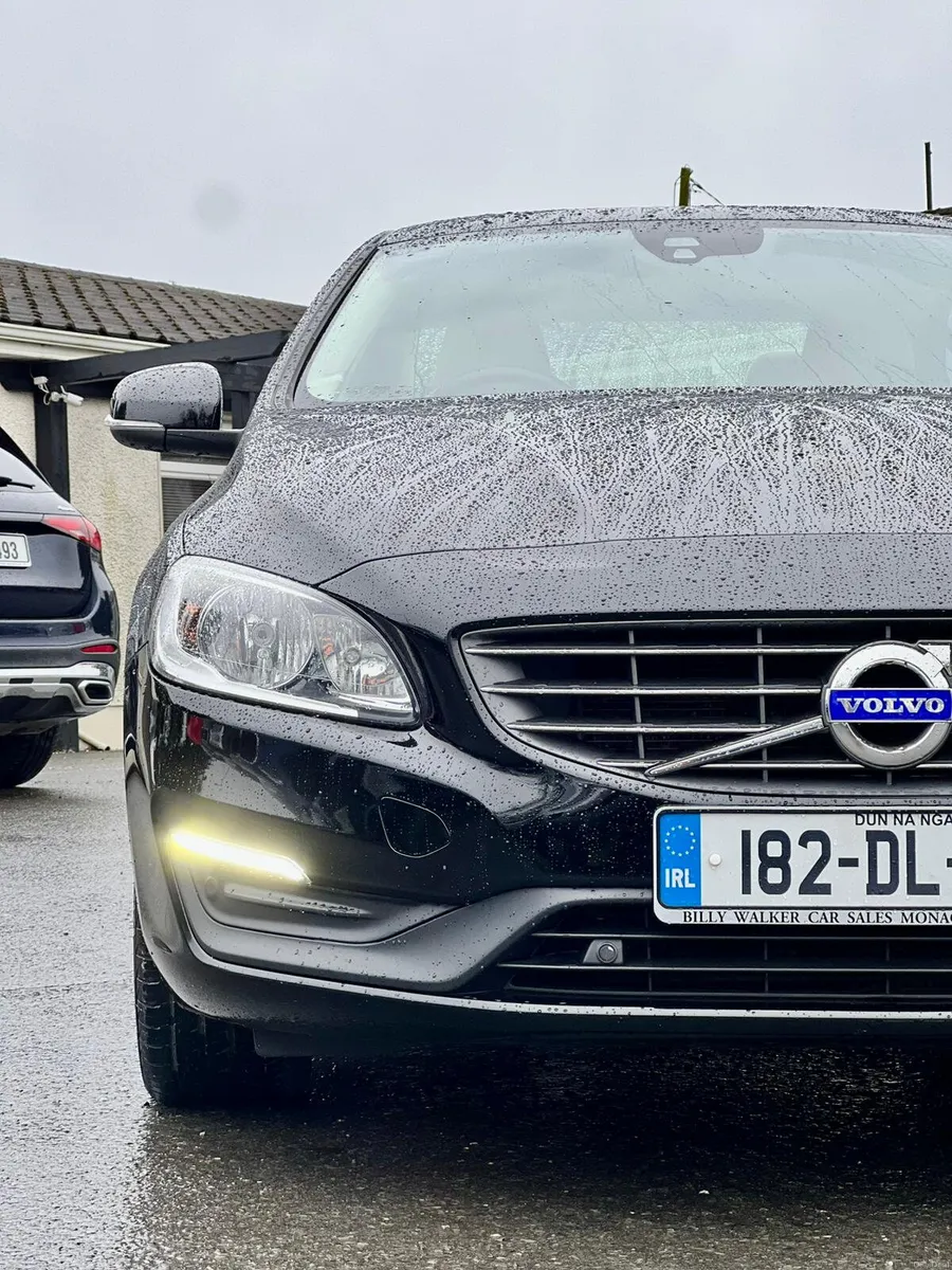 Volvo S60 2018 - Image 4