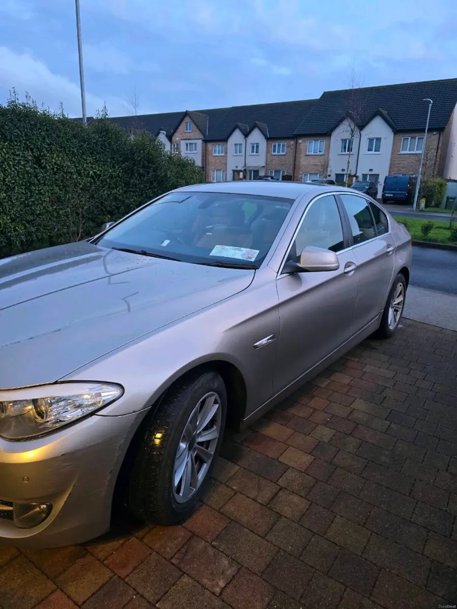 BMW 5-Series 2013 - Image 2