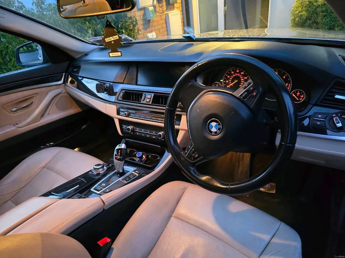 BMW 5-Series 2013 - Image 4