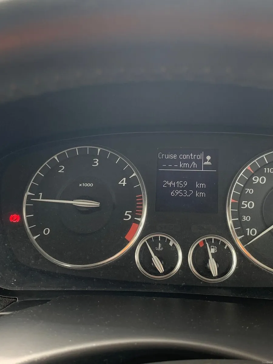 Renault Laguna 2008 Black VGC - Image 4