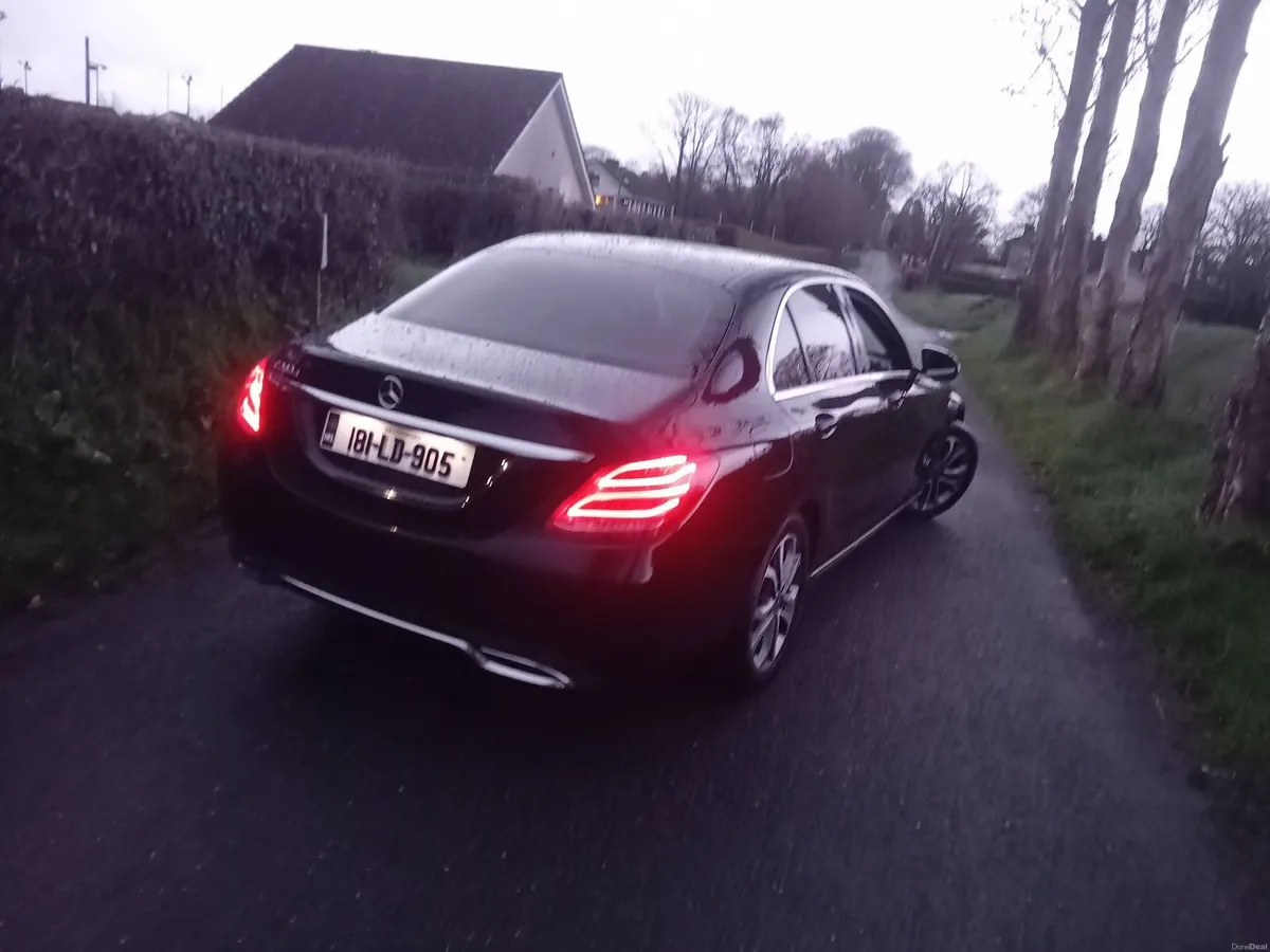 Mercedes-Benz C-Class 2018 - Image 4