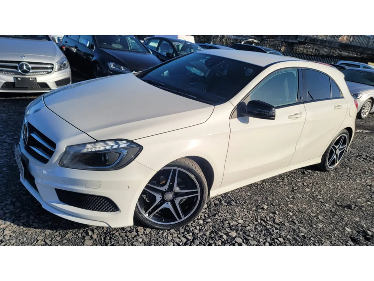Mercedes-Benz A-Class A180 AMG-LINE  1.6 Automatic - Image 3