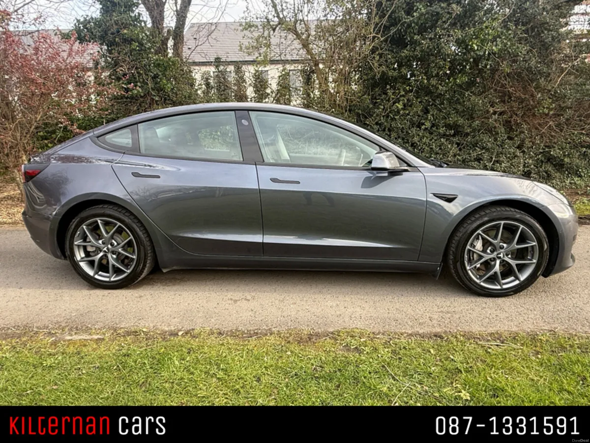 Tesla Model 3 M3 SR+ 4DR AUTO - Image 2
