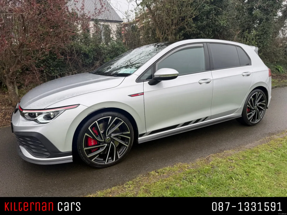 Volkswagen Golf GTI CLUBSPORT 2.0 TSI 300HP 5DR - Image 4