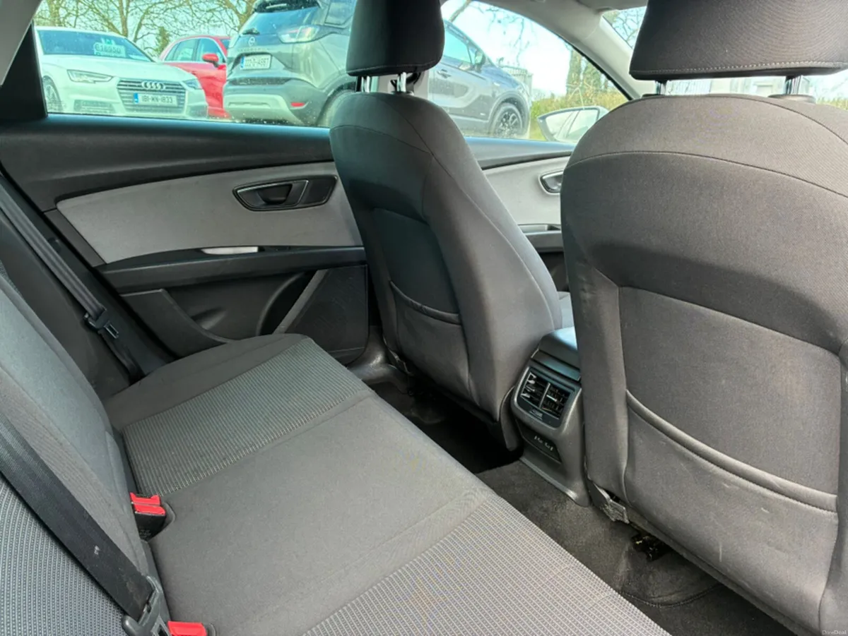 SEAT Leon SE DYNAMIC TECH 115 BHP - Image 6