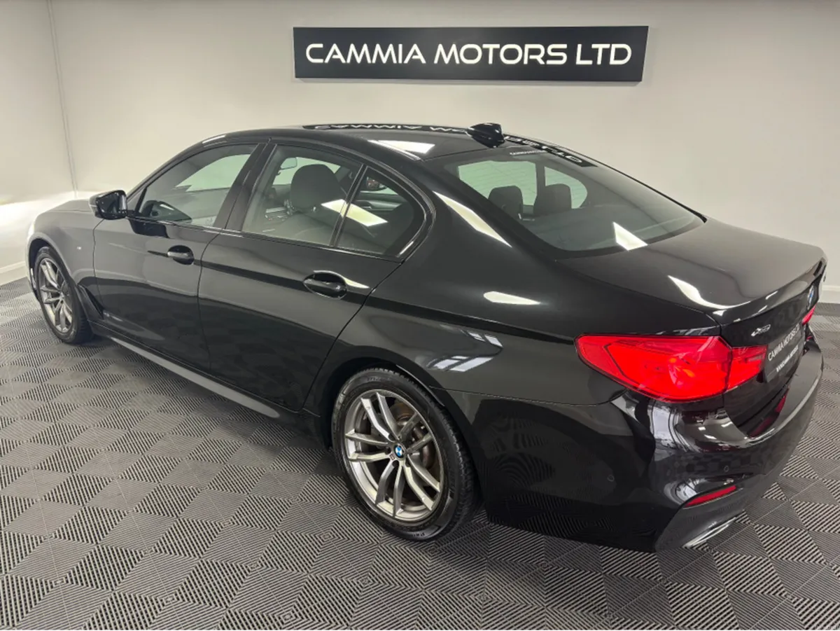 BMW 5-Series *BMW 523D* *AUTOMATIC* *DRIVE MODES* - Image 3
